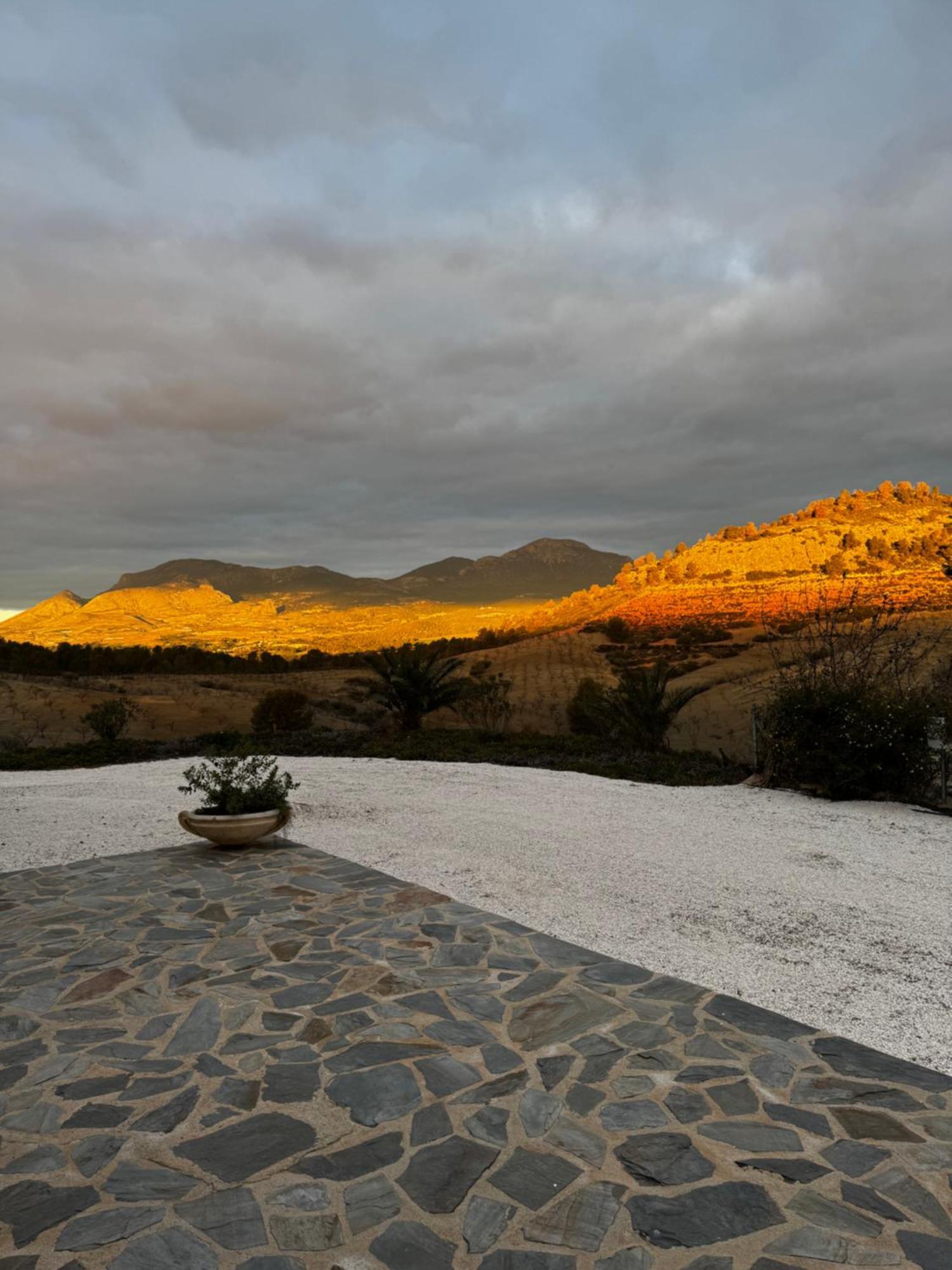 Casa Lamberdina Bed & Breakfast Fuensanta  Bagian luar foto